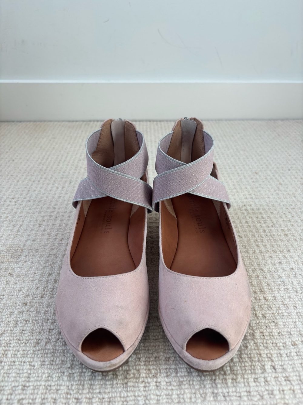 Gentle Souls: Blush Pink Peep-Toe Sandals with Cross Ankle Straps size 6.5